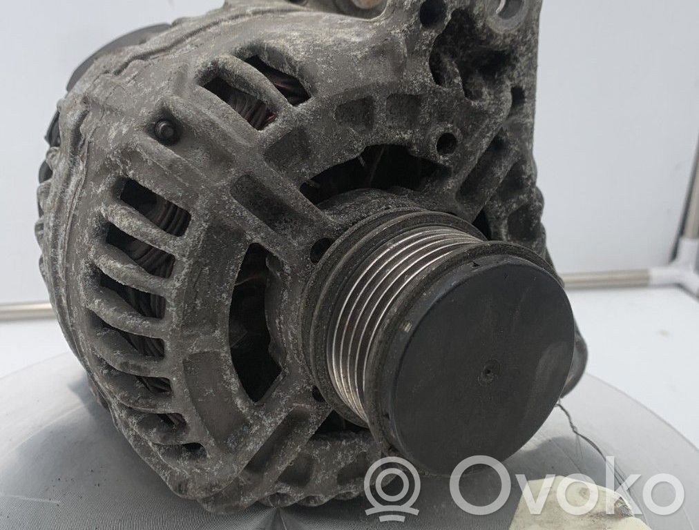 Volkswagen Polo IV 9N3 Generator/alternator 