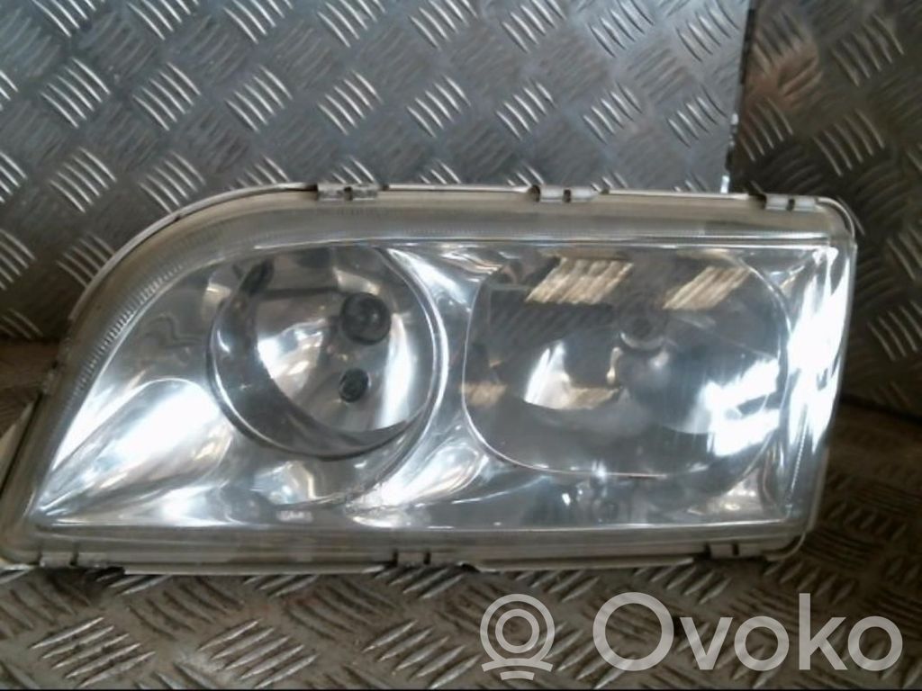 Lampa przednia   30896911