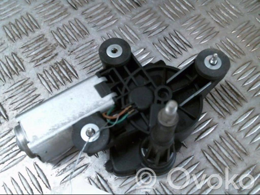 Fiat Panda II Silniczek wycieraczki szyby tylnej 