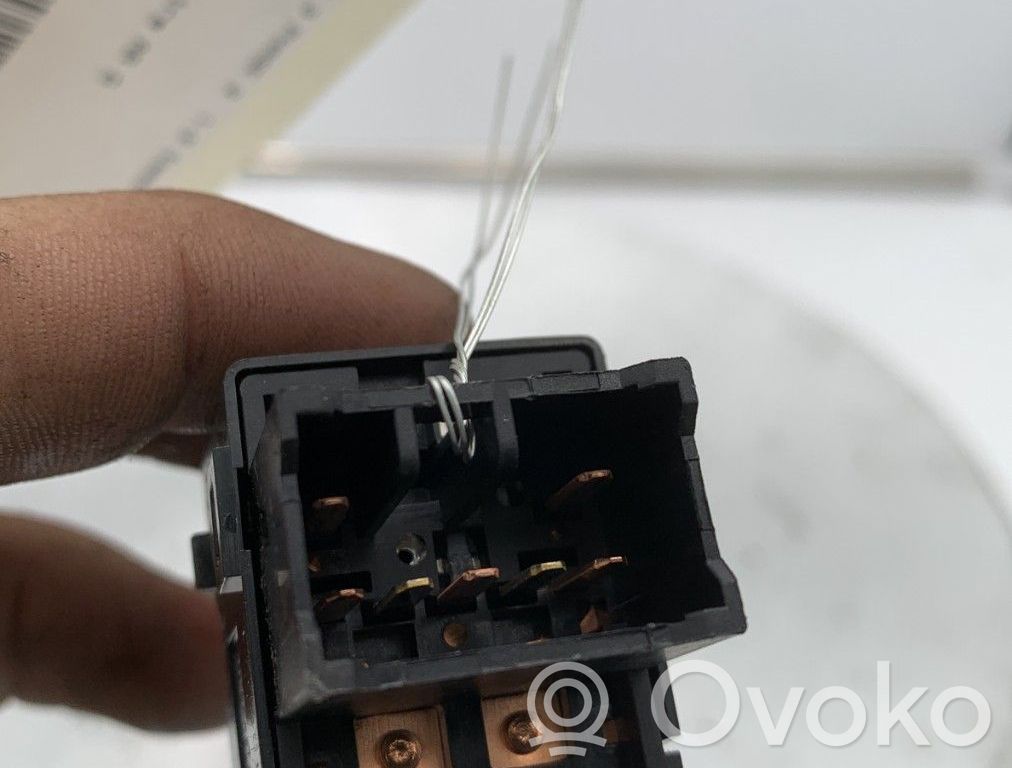 KIA Picanto Electric window control switch 