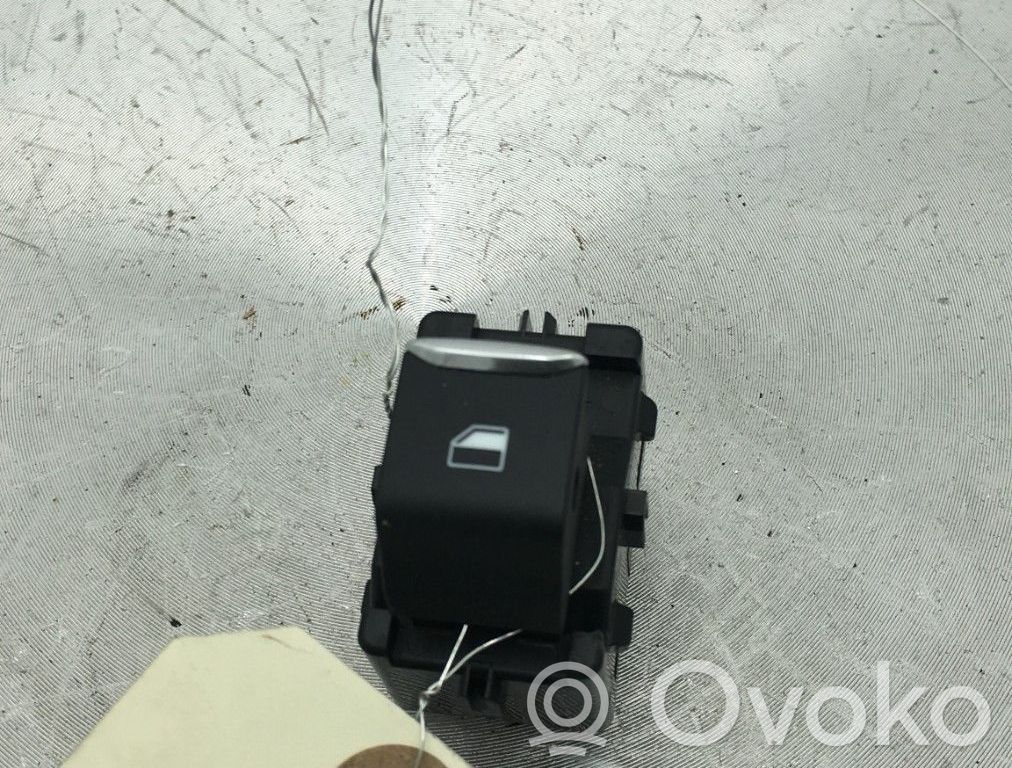 Ford Focus Electric window control switch 