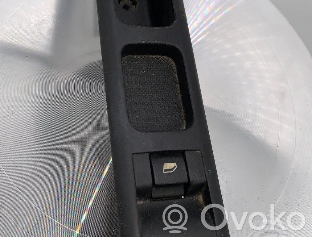 Peugeot 3008 I Electric window control switch 