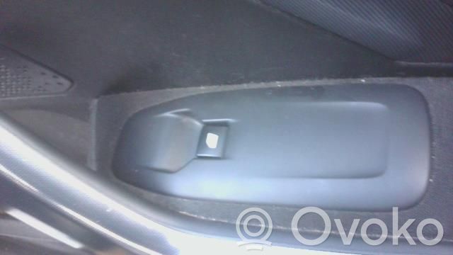Peugeot 2008 I Przyciski szyb 