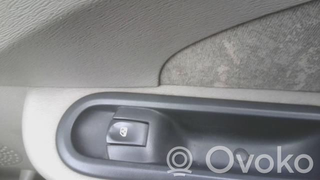 Renault Twingo II Electric window control switch 