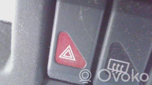 Renault Clio I Hazard light switch 
