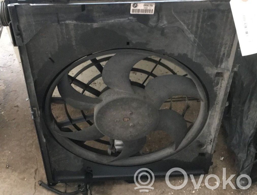 BMW 3 E46 Elektrisks radiatoru ventilators 