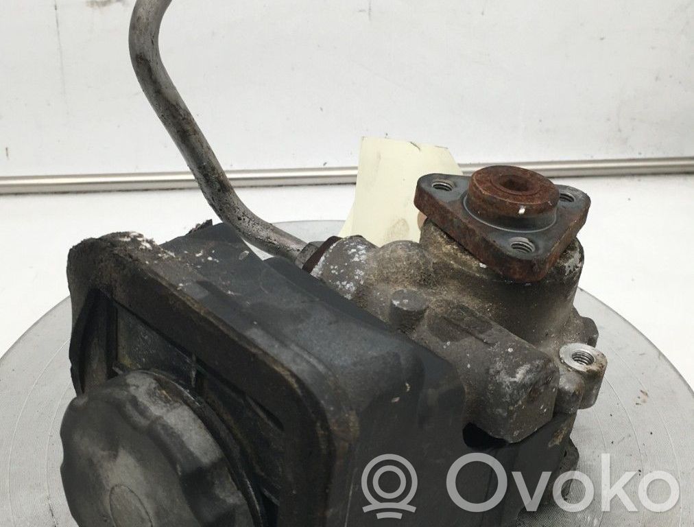 Power steering pump   32416783431