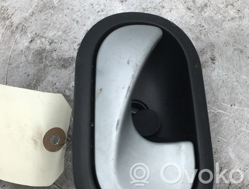 Renault Twingo II Klamka wewnętrzna drzwi przednich 