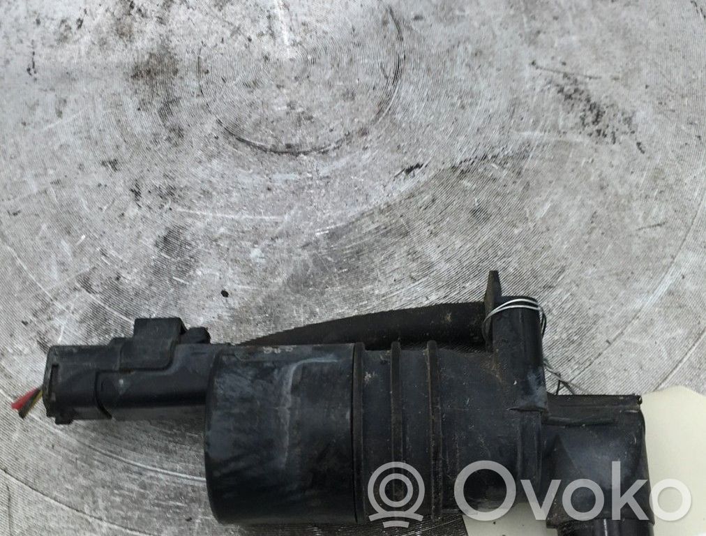 Citroen C5 Windscreen/windshield washer pump 