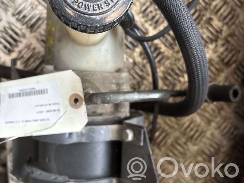 Citroen Saxo Ohjaustehostimen pumppu 