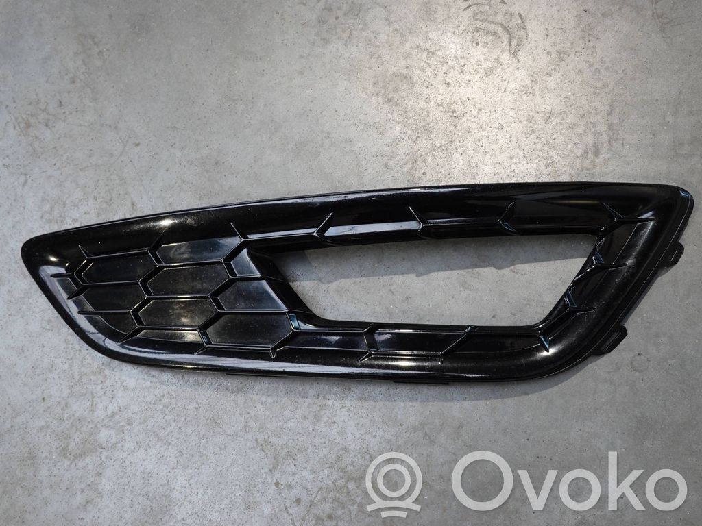 Ford Focus Atrapa chłodnicy / Grill 