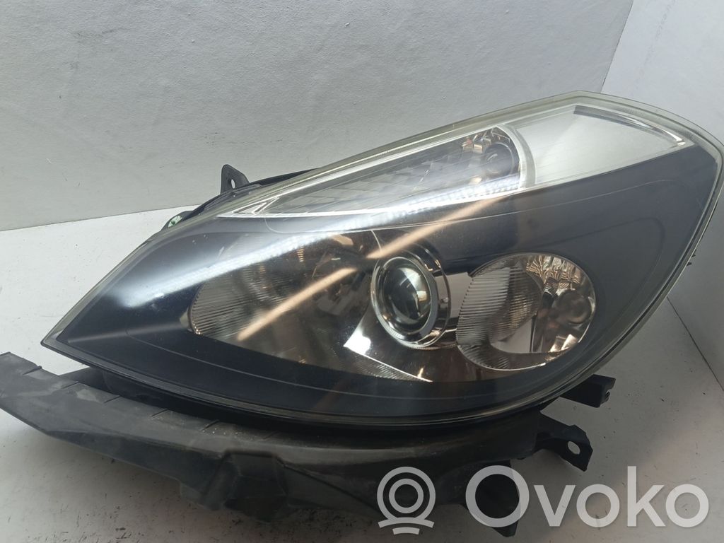 Renault Clio III Scheinwerfer 