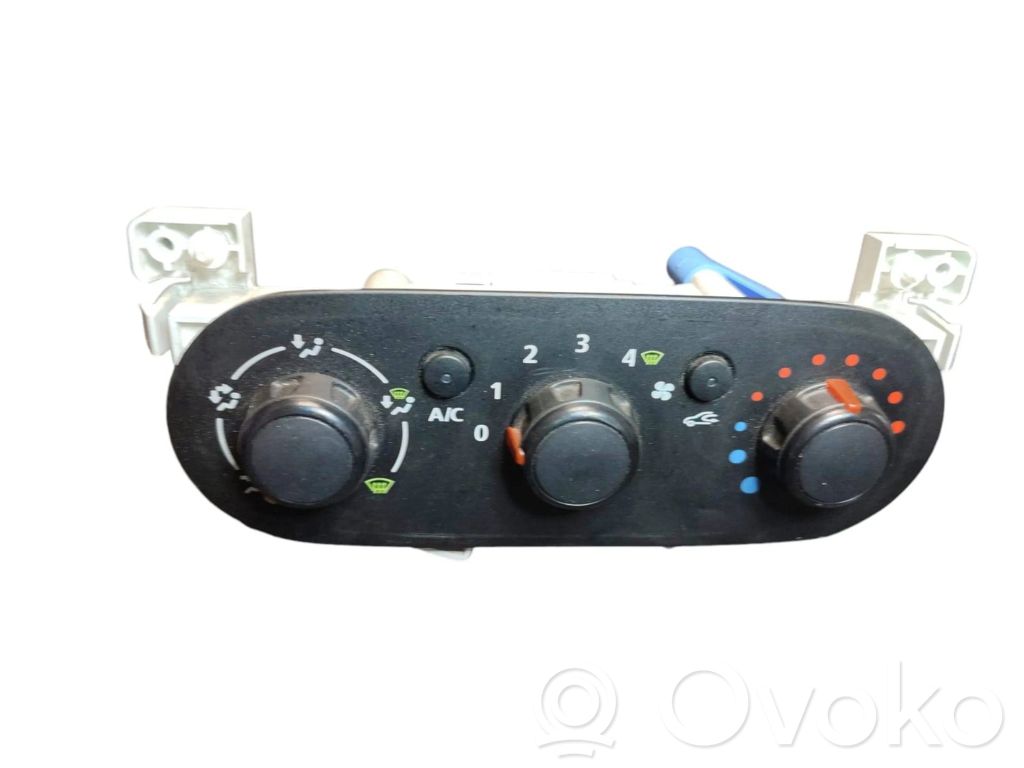 Climate control unit   E1093049AC