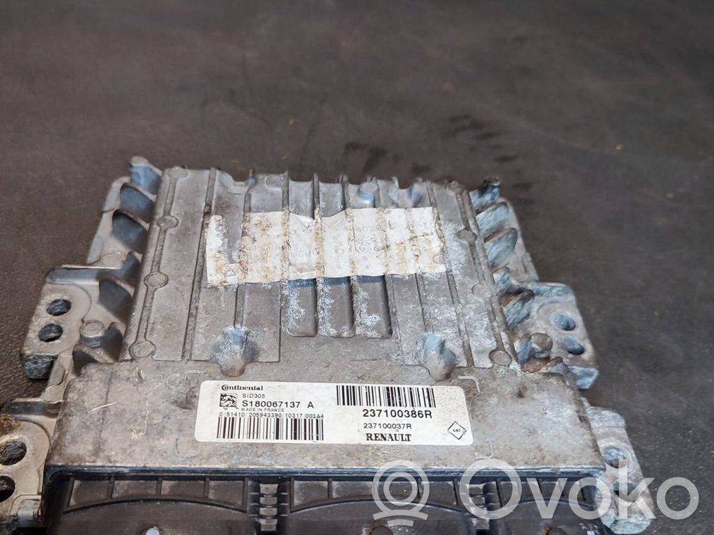 Nissan Qashqai Engine control unit/module 