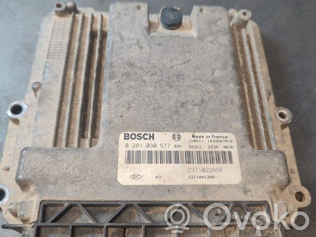 Engine control unit/module   237102265R