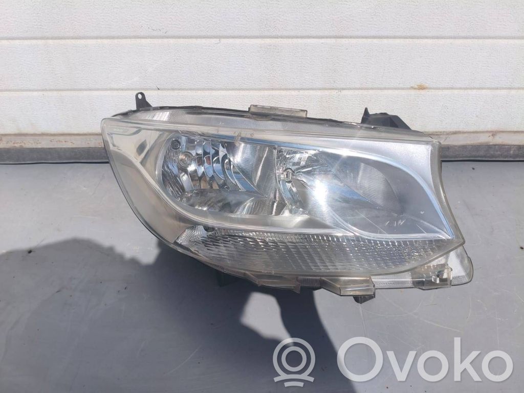Mercedes-Benz Sprinter W907 W910 Suport montaj far 