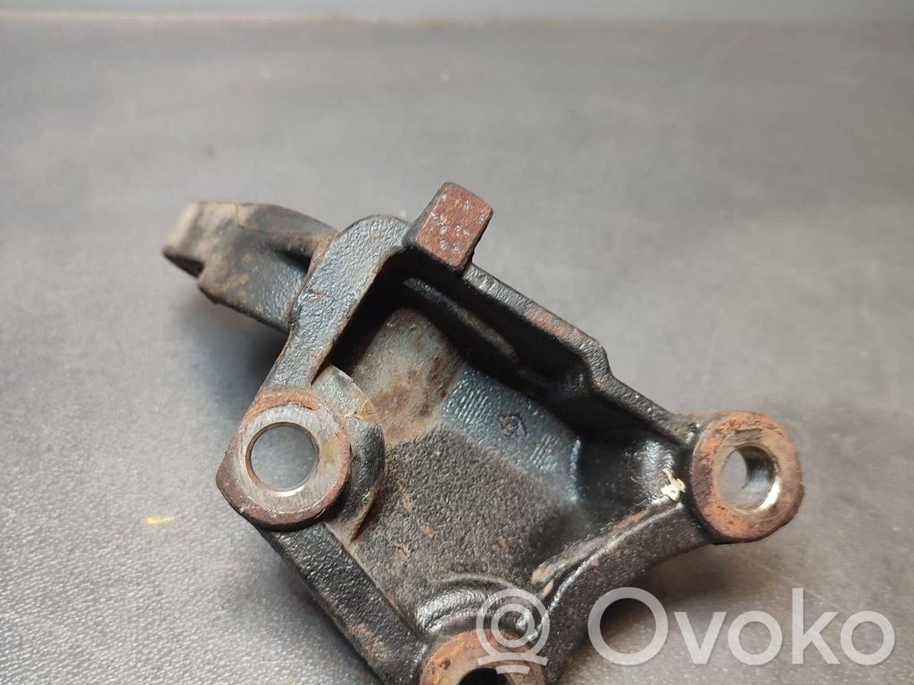 Renault Kangoo II Driveshaft support bearing bracket 