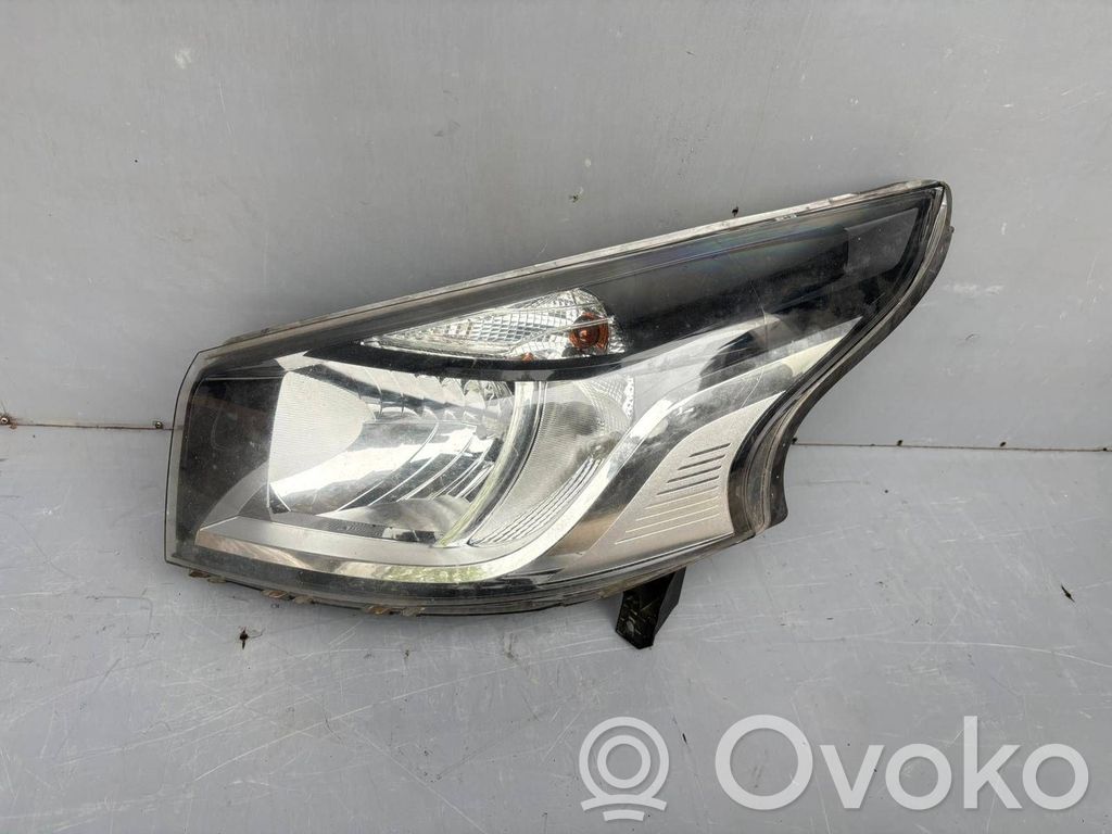 Renault Trafic III (X82) Far 