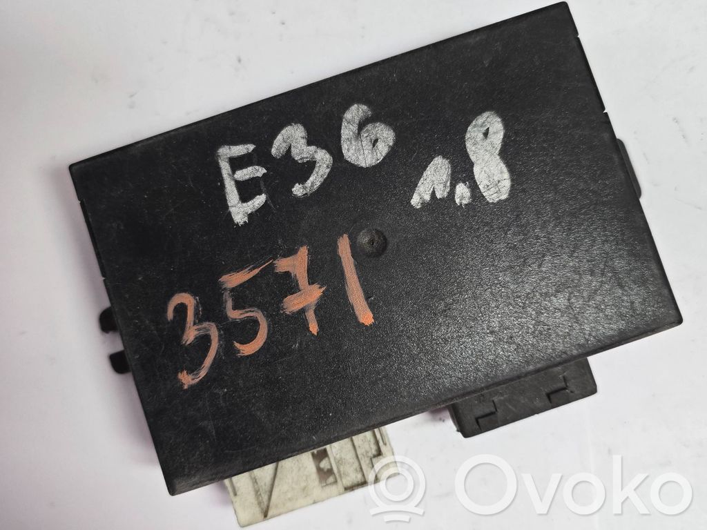 BMW 3 E36 Komforto modulis 