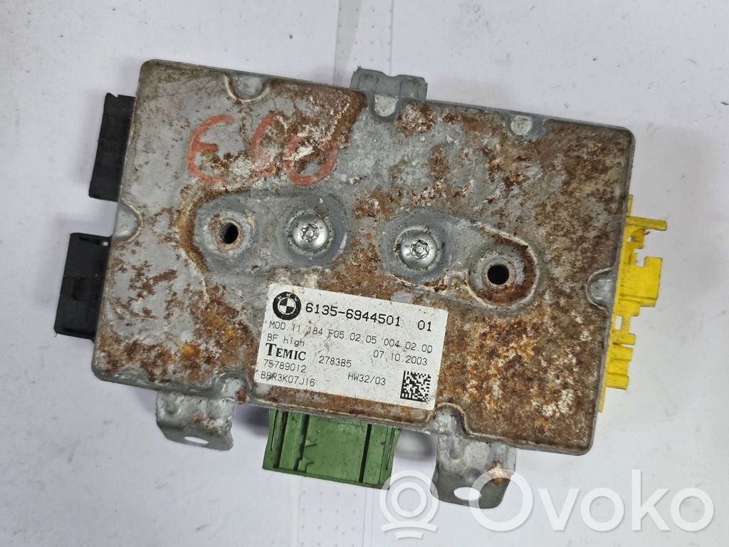 BMW 5 E39 Unité de commande module de porte 
