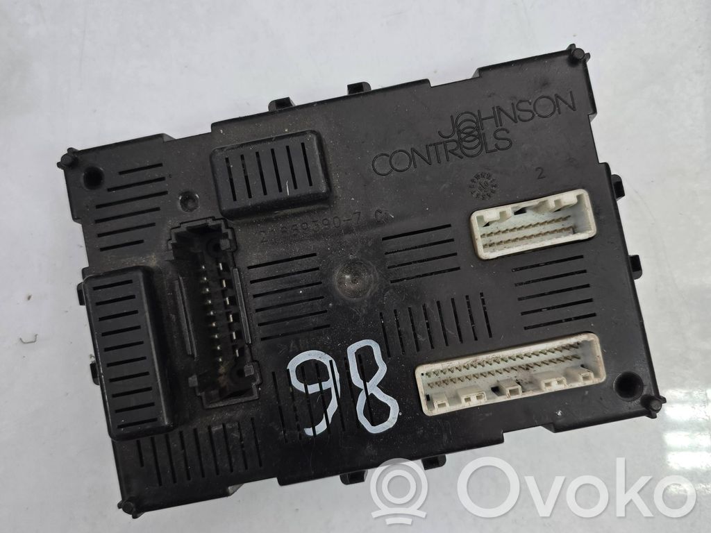 Renault Clio III Komforto modulis 