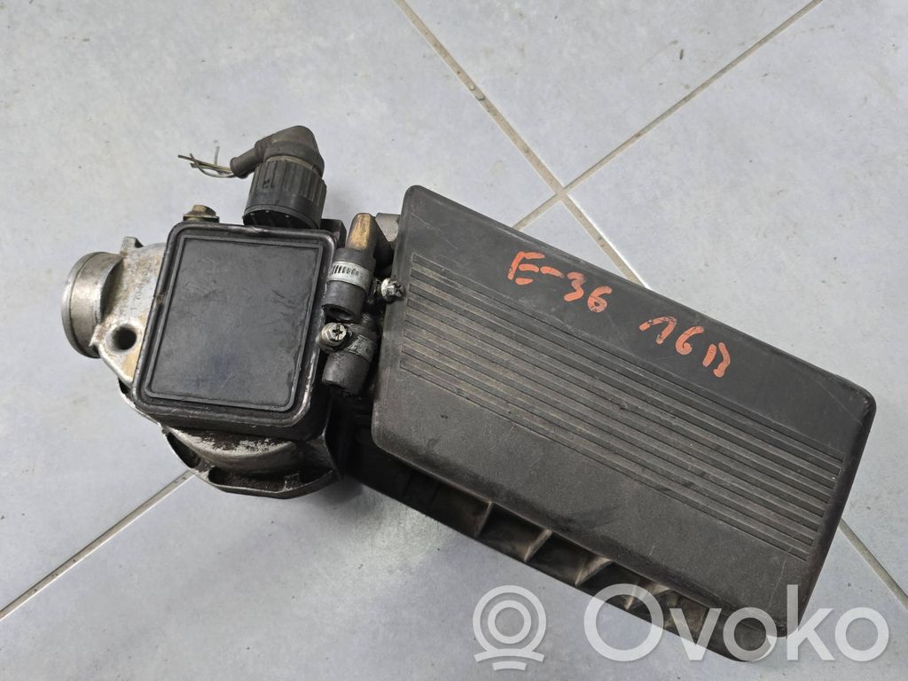 BMW 5 E34 Mass air flow meter 