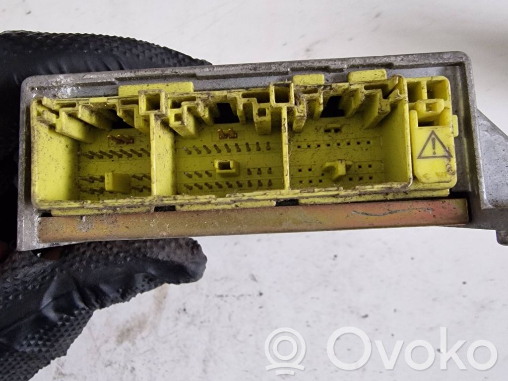 Unidad de control/módulo del Airbag   GJ6A57