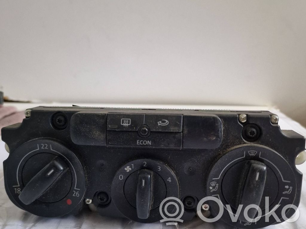Volkswagen Golf IV Climate control unit 