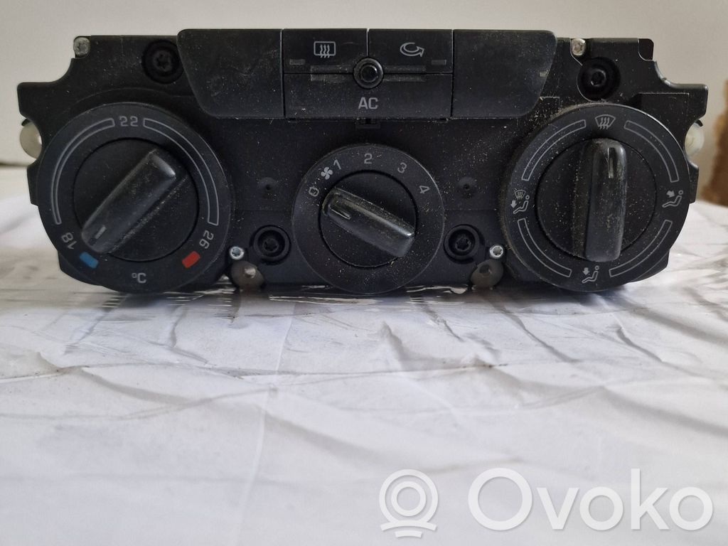 Skoda Octavia Mk2 (1Z) Unitate control climatizare 