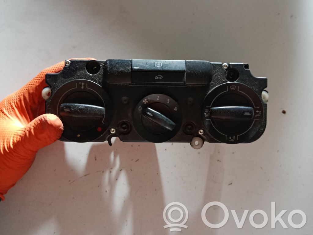 Volkswagen Golf V Climate control unit 