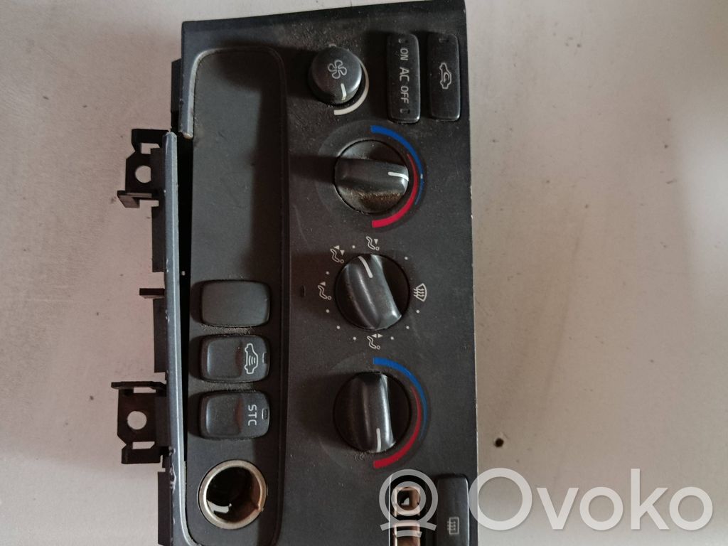 Climate control unit   9494261