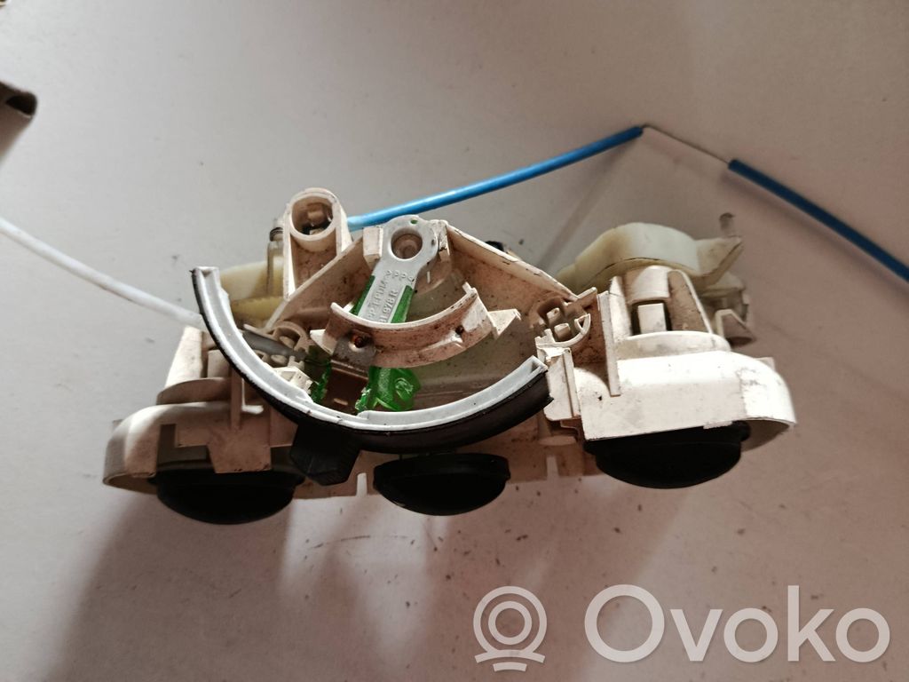 Climate control unit   981968F
