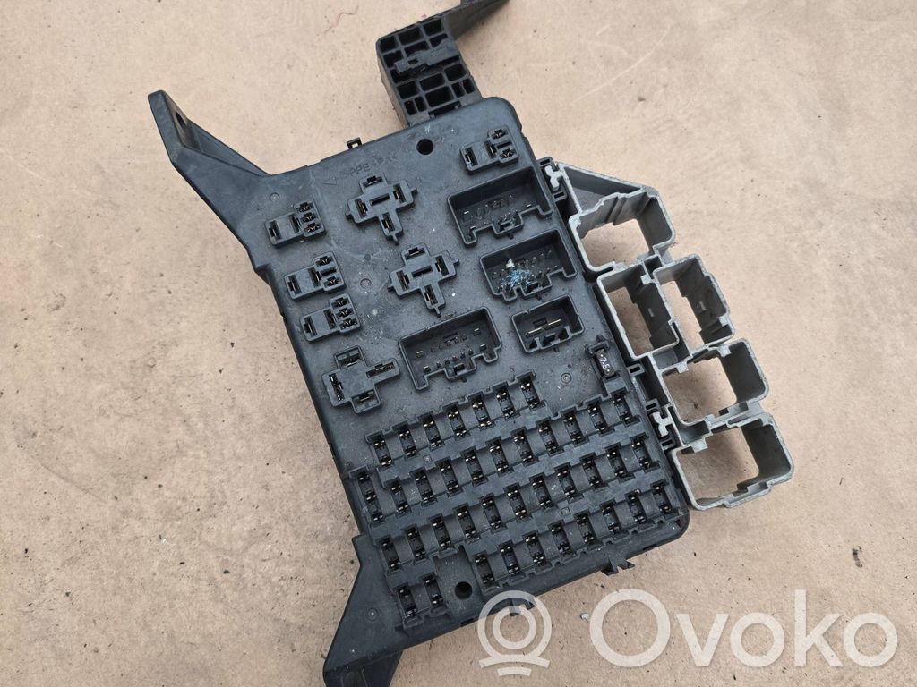 Ford Mondeo Mk III Modul siguranțe 