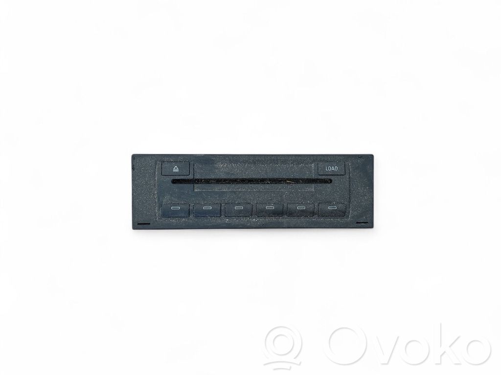 Audi A4 S4 B7 8E 8H Radio/CD/DVD/GPS-pääyksikkö 