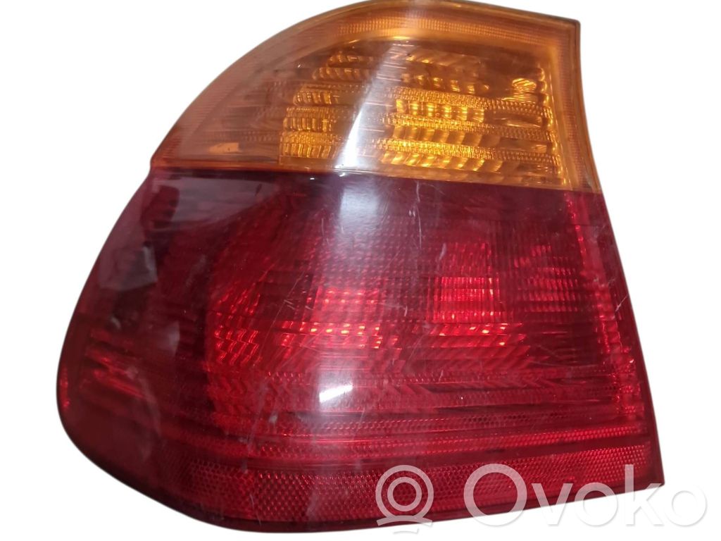 BMW 3 E46 Aizmugurējais lukturis virsbūvē 