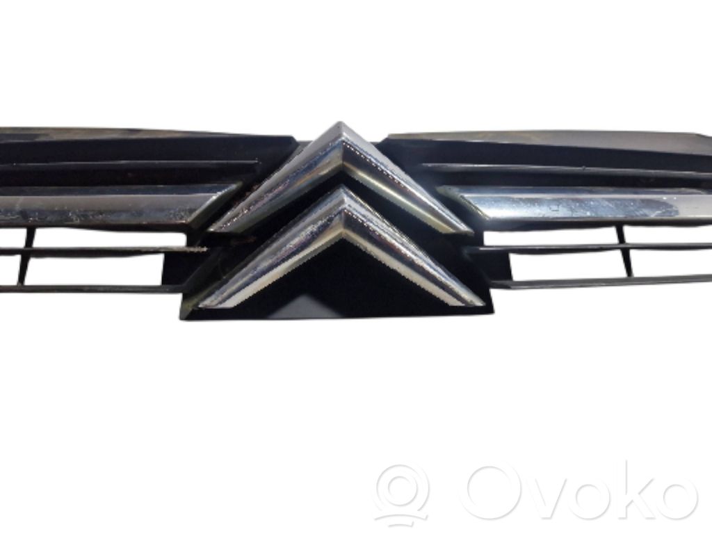 Front grill   28857M,9636751980