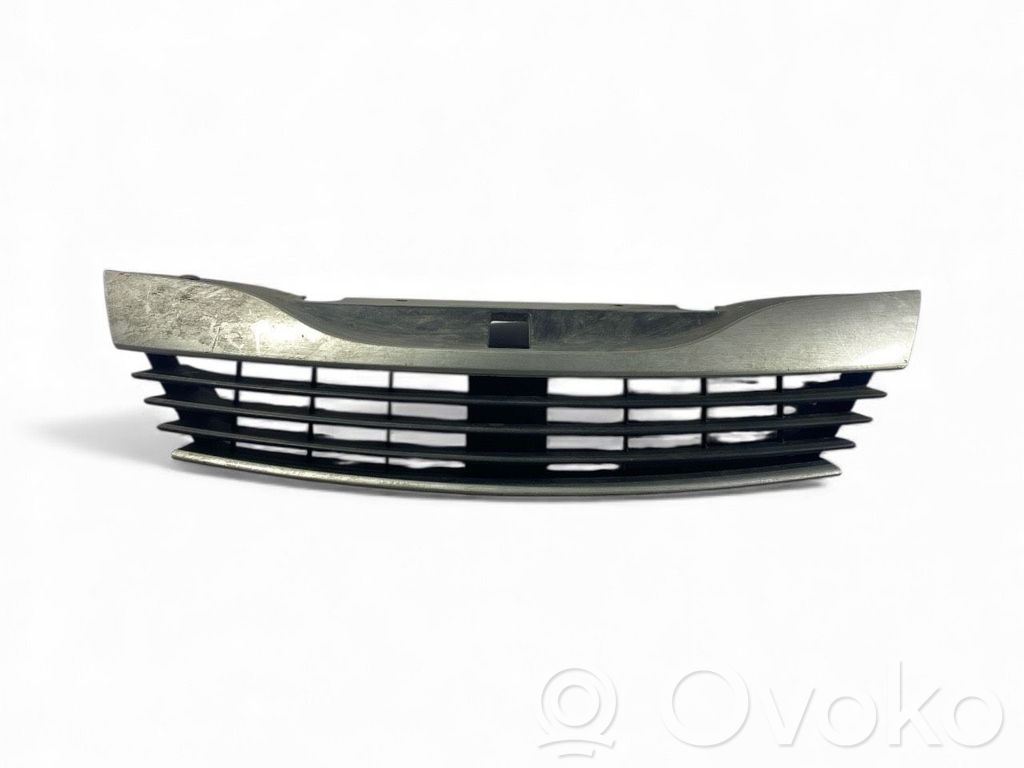 Renault Laguna II Front grill 