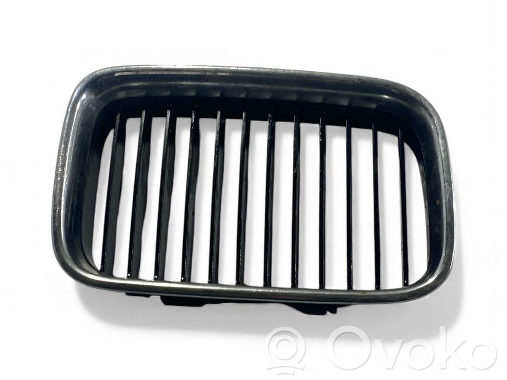 BMW 3 E36 Front grill 