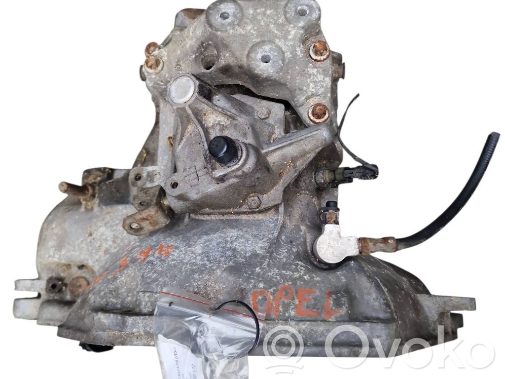 Opel Meriva A Mehāniska 5 ātrumu pārnesumkārba 