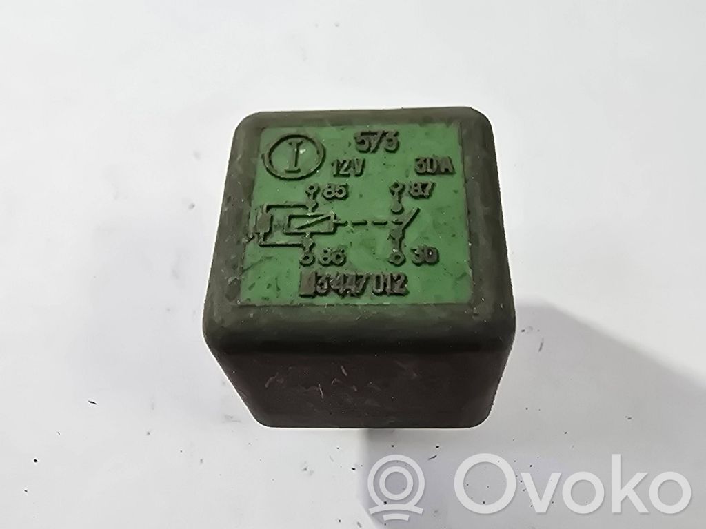 Opel Vectra B Muu rele 