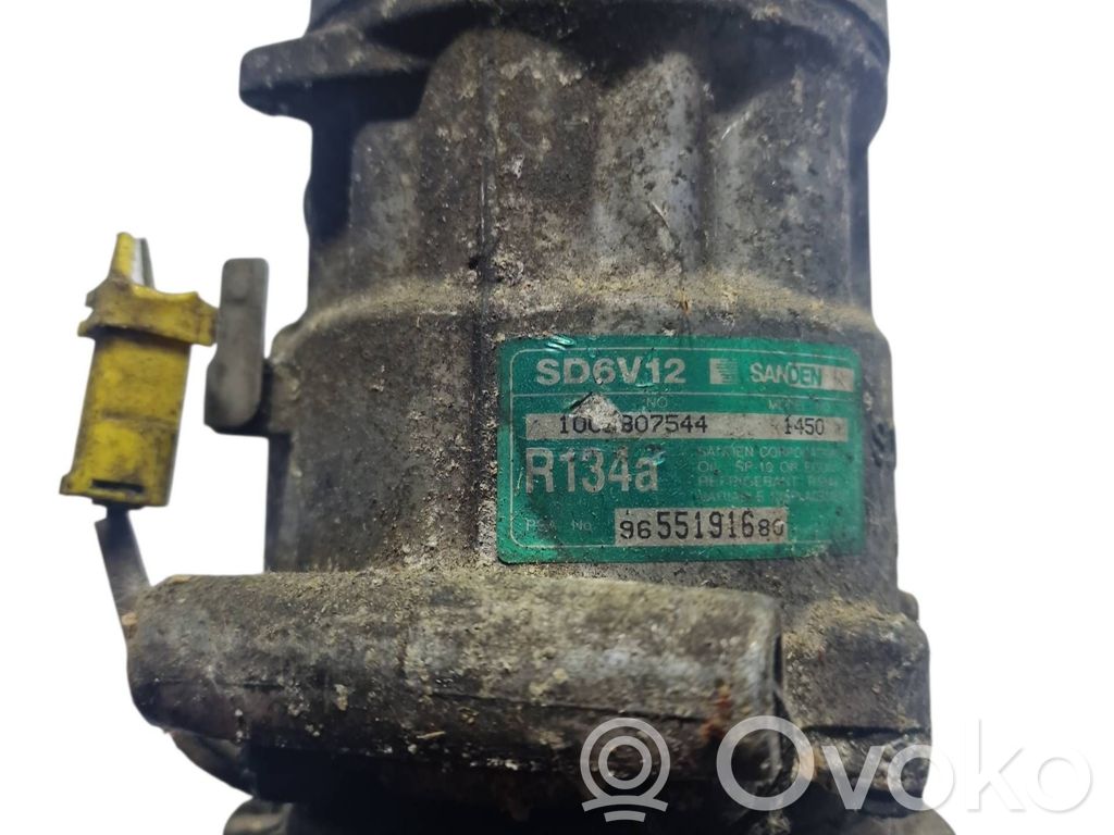 Peugeot 307 Air conditioning (A/C) compressor (pump) 