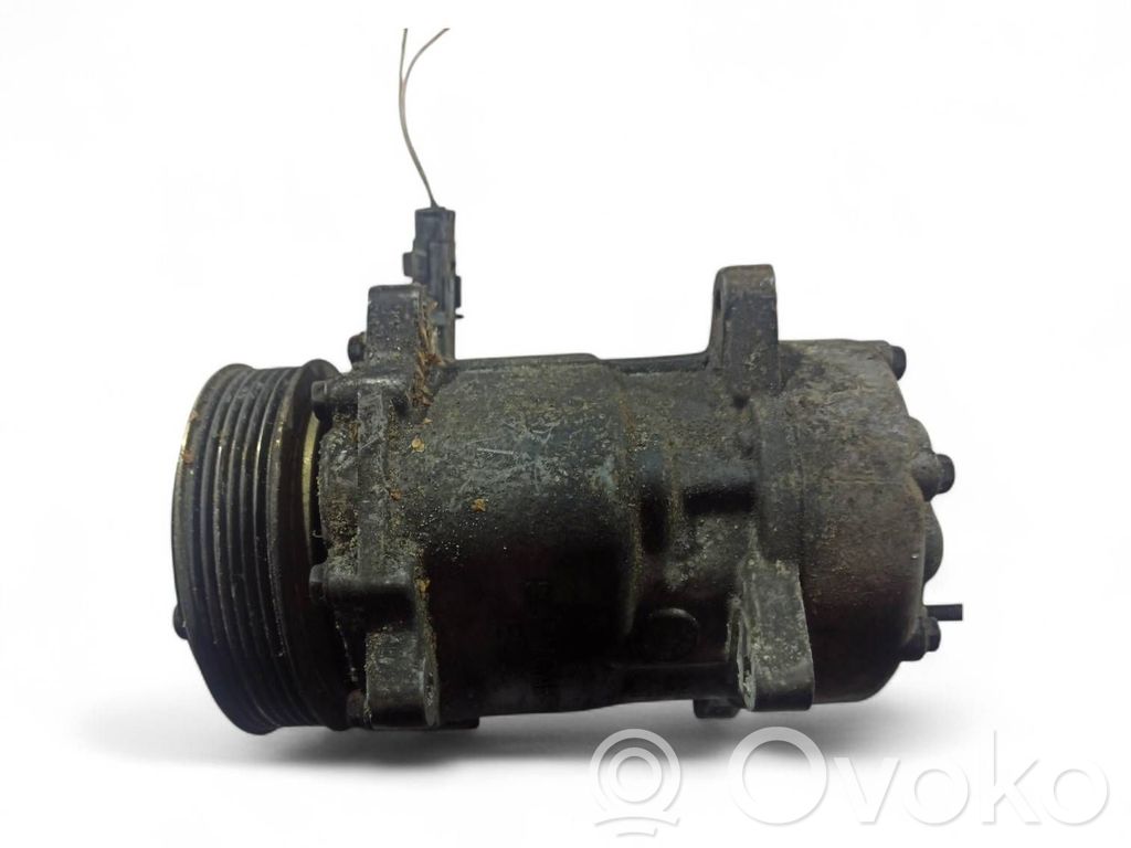 Peugeot 307 Air conditioning (A/C) compressor (pump) 