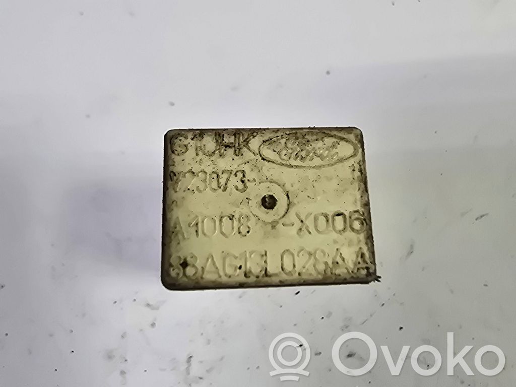Otros relés   A1008X006,V23073,88AG13L028AA