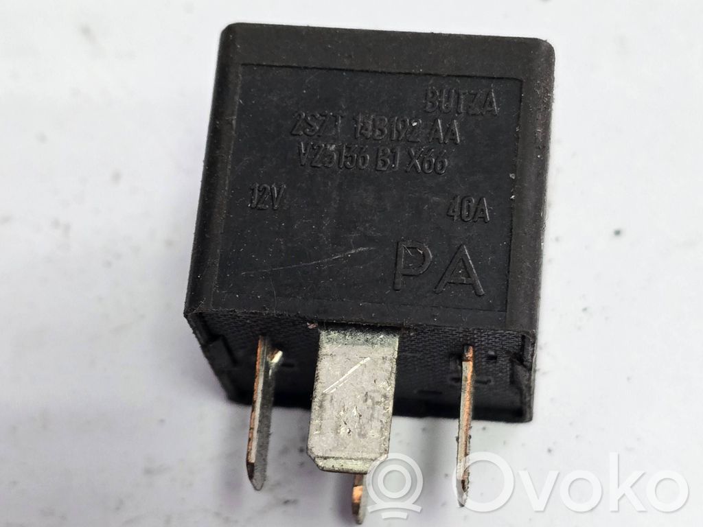 Ford Mondeo Mk III Other relay 