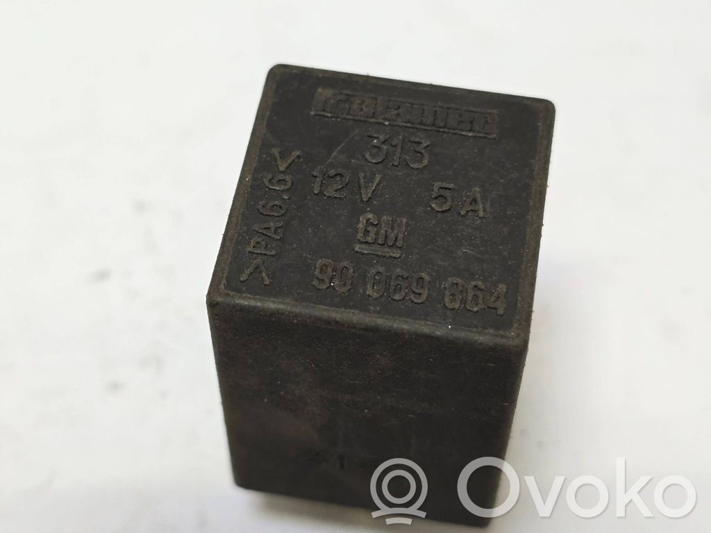 Opel Zafira A Other relay 