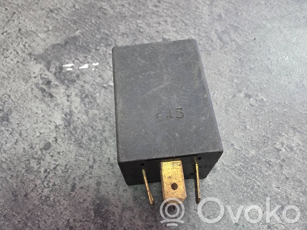 Opel Corsa B Muu rele 