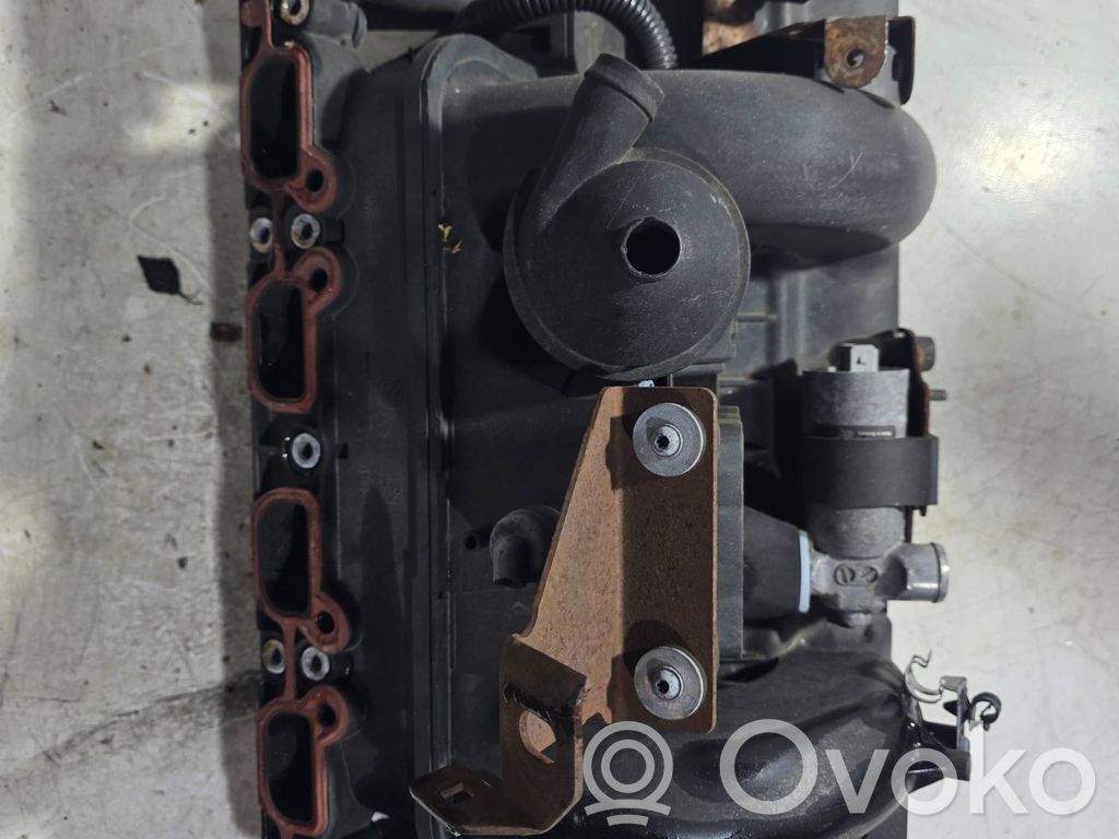 BMW 5 E60 E61 Intake manifold 