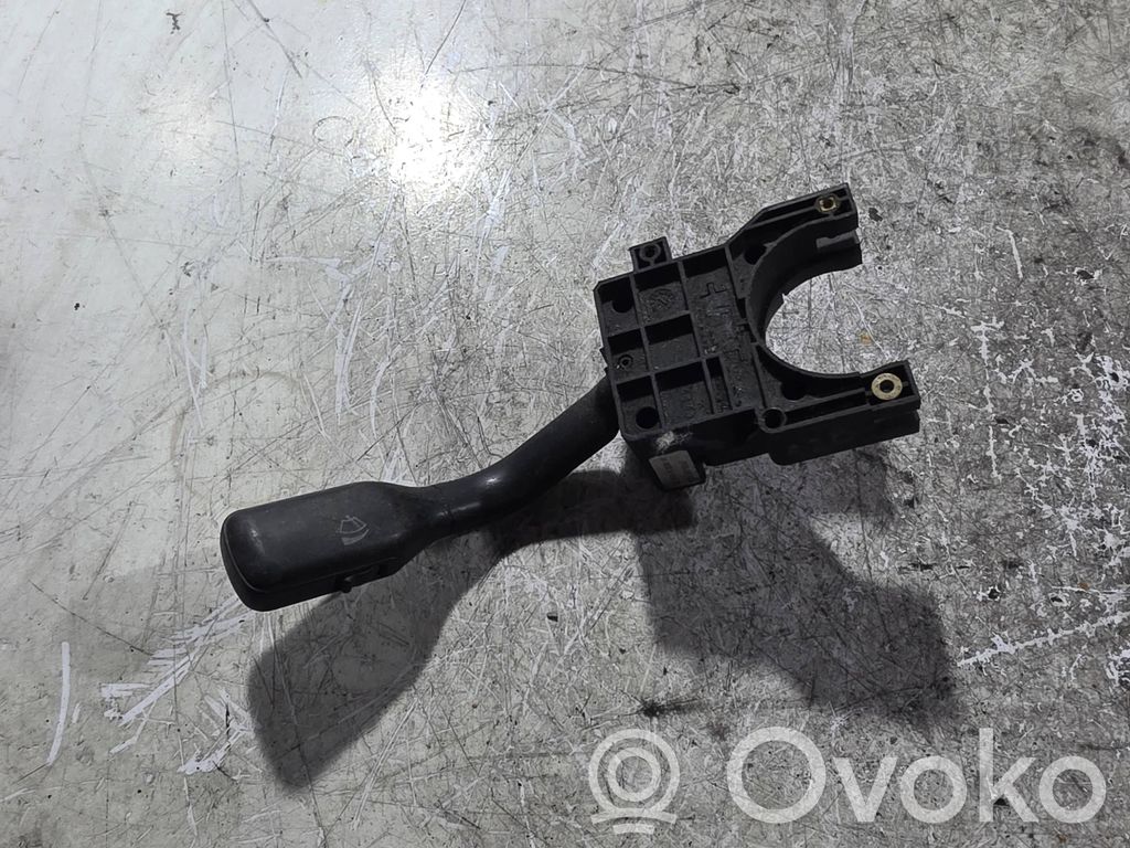 Audi A4 S4 B5 8D Commodo de clignotant 