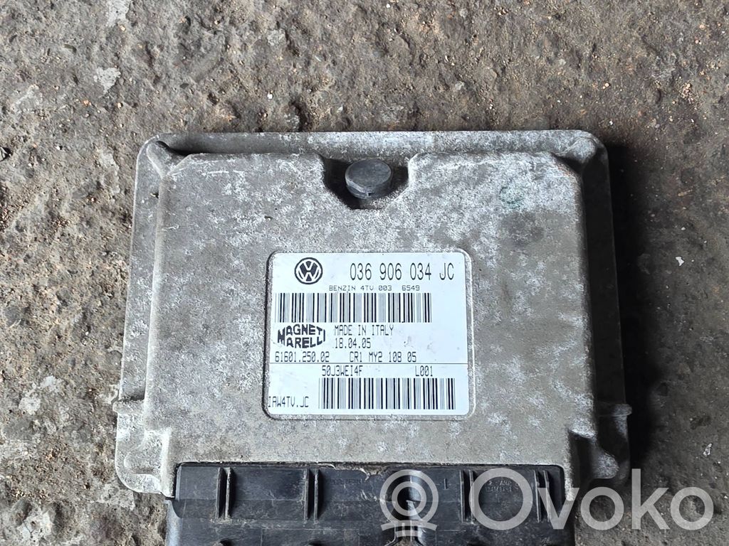 Volkswagen Polo IV 9N3 Engine control unit/module 