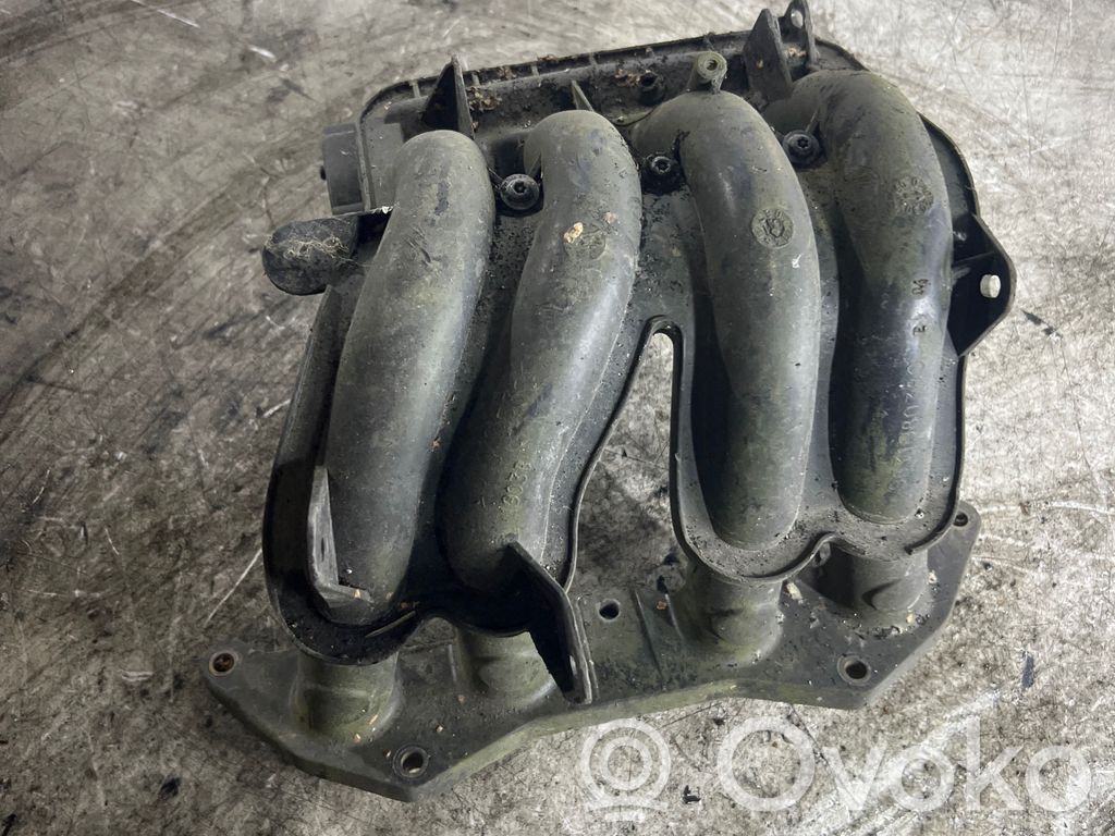 Peugeot 307 Kolektorius įsiurbimo 